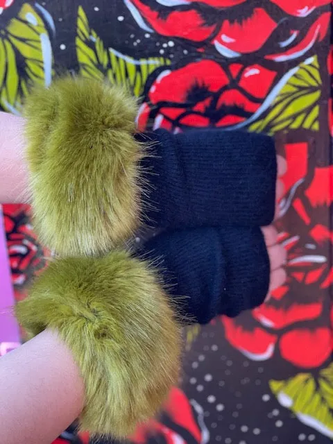 Magical Wrist Warmer #3